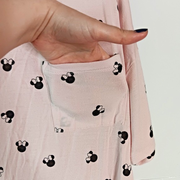 Disney Minnie Mouse Pink Black Tee Small Soft Stretch Short Sleeve Pocket Top - Picture 4 of 5